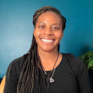 Meet your Posher, Aja